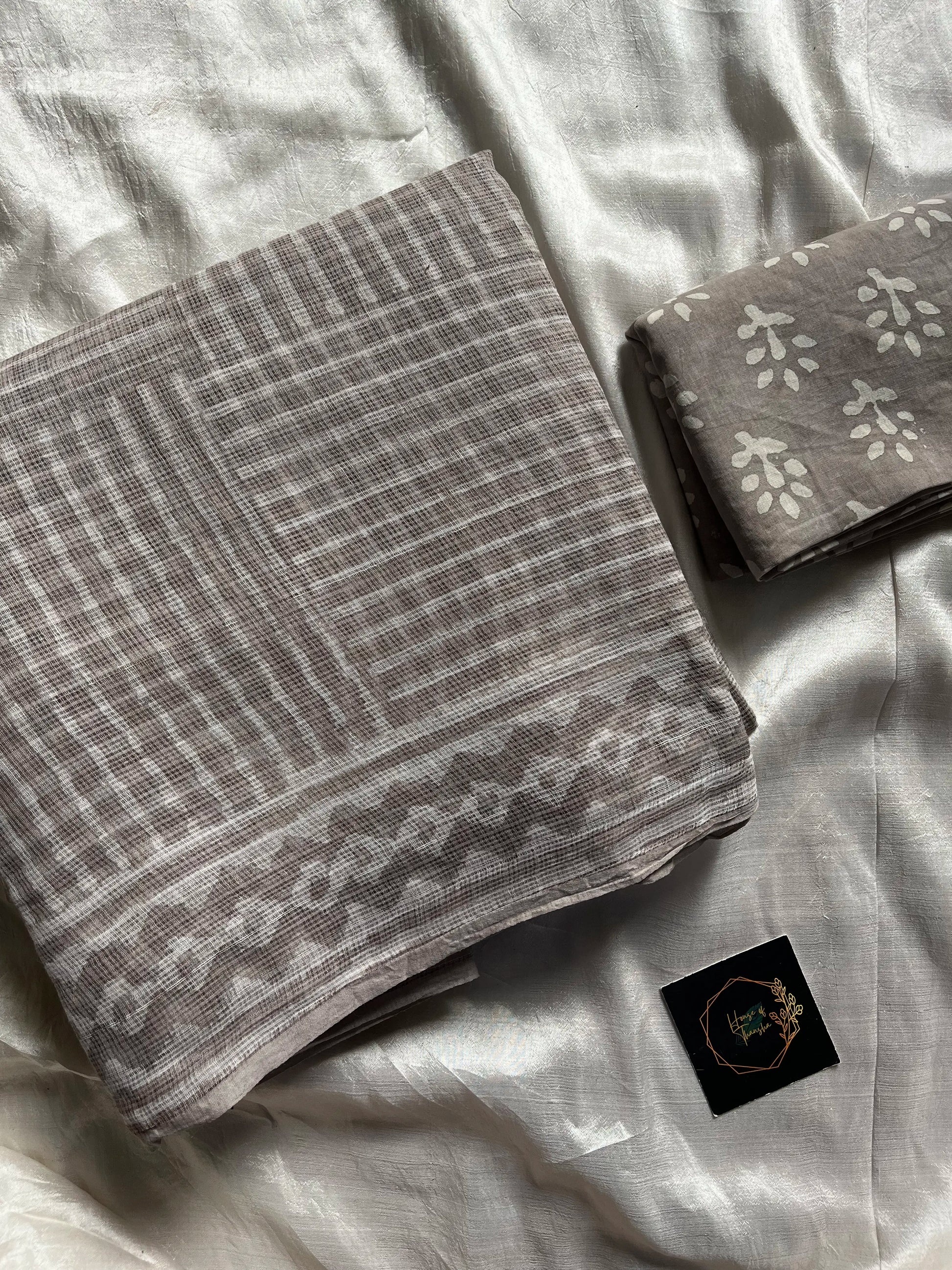 Ash grey Kota Doria saree with 1-meter mulmul cotton blouse – House of Thansha