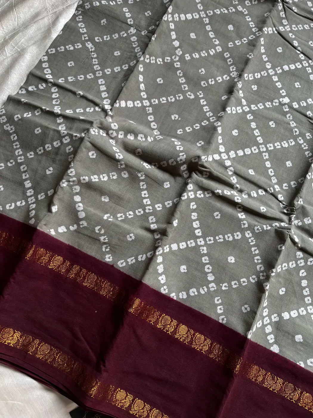 Madurai Sungudi Cotton - Grey & Maroon
