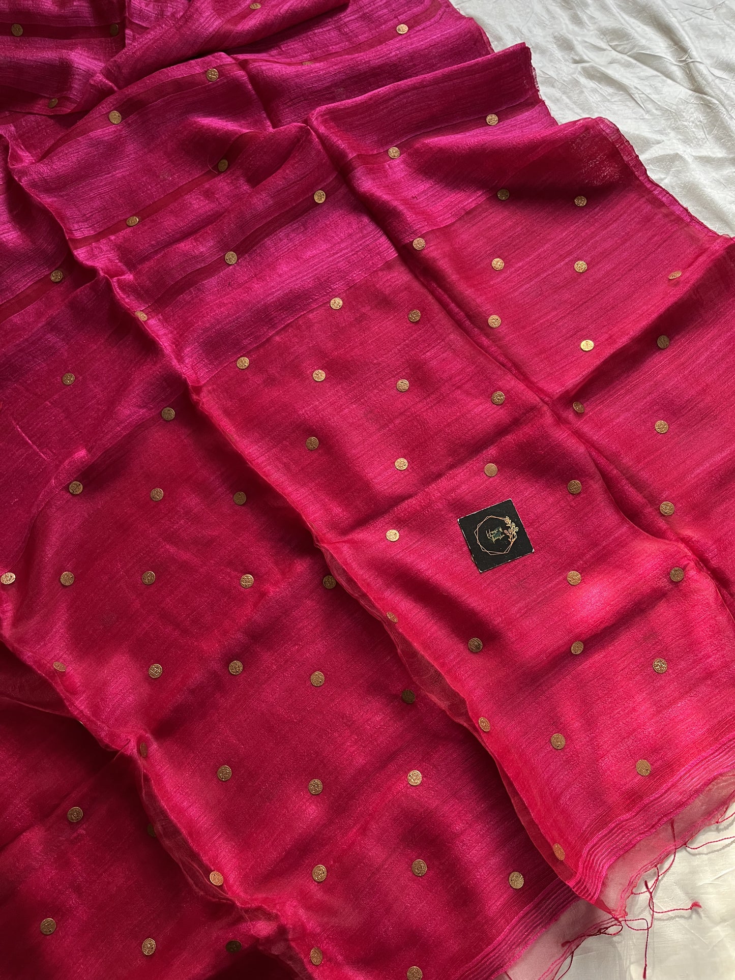 Rani pink matka silk saree with gini weave and muslin pallu – House of Thansha