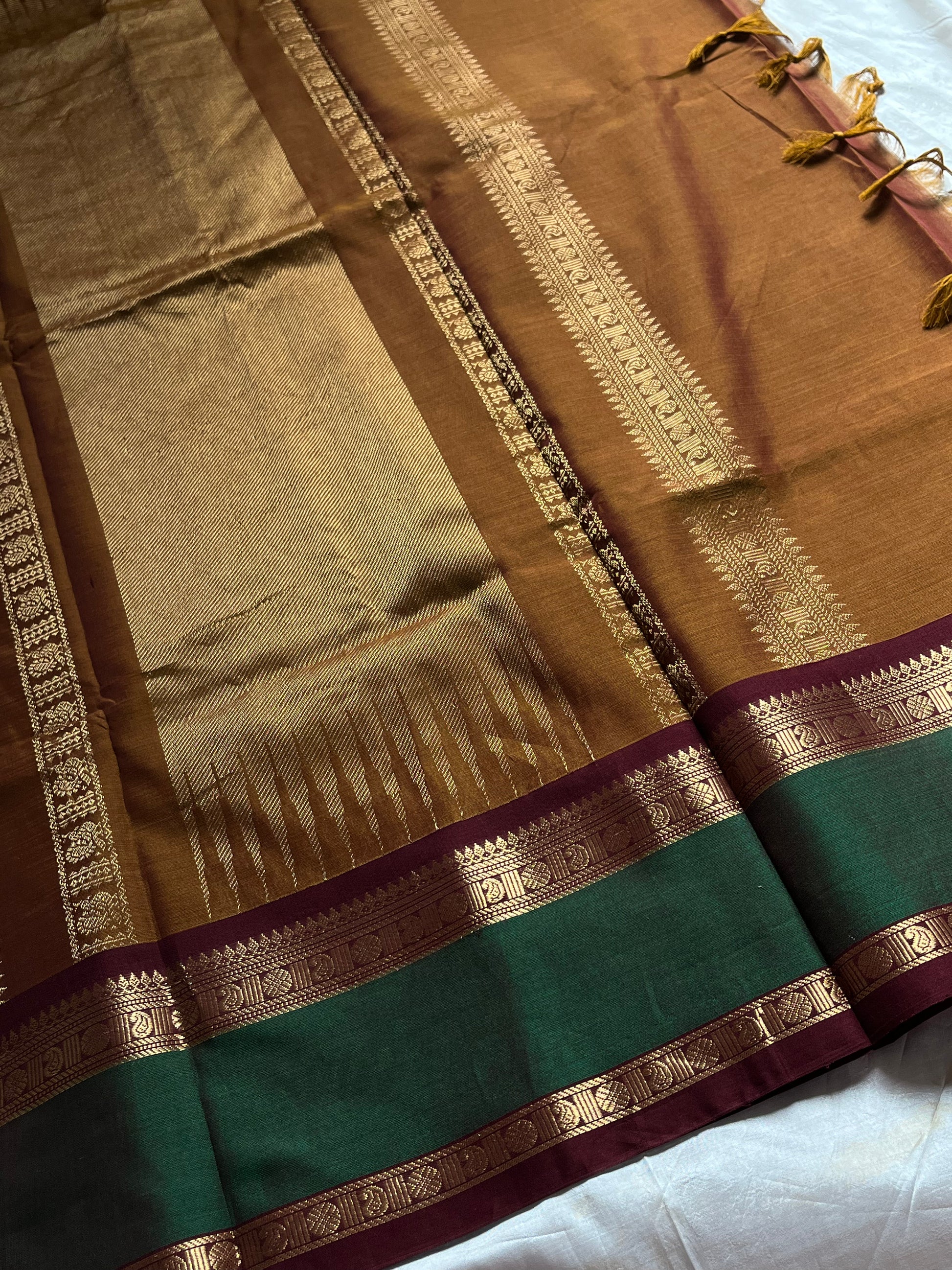 Honey brown 120 count mercerised Kanchi cotton saree with big zari border – House of Thansha