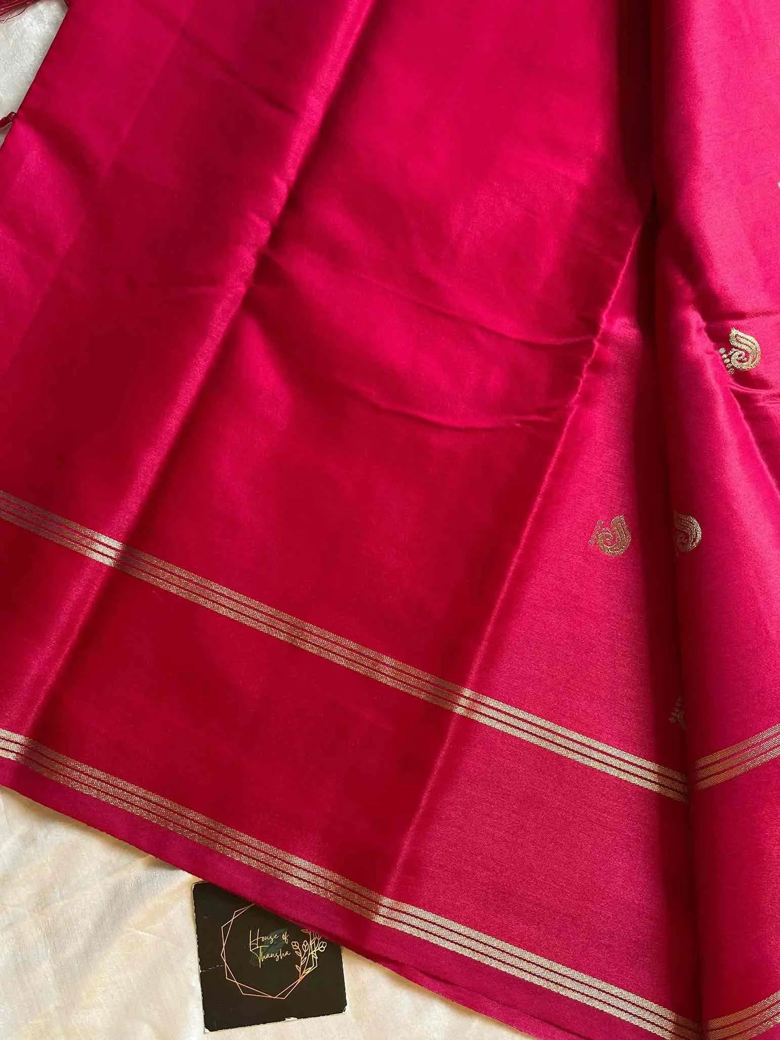 Crepe Silk Saree with golden zari peacock motif and grand pallu – House of Thansha