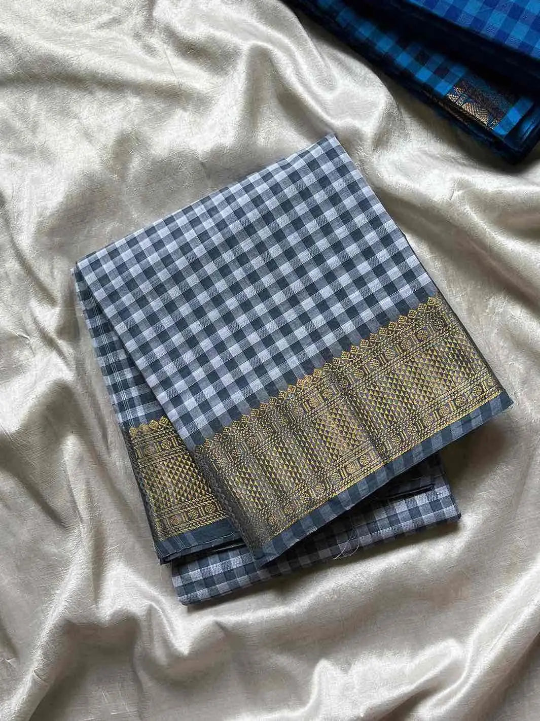 Mini Kattam – Grey & White Chettinadu cotton (Without Blouse)