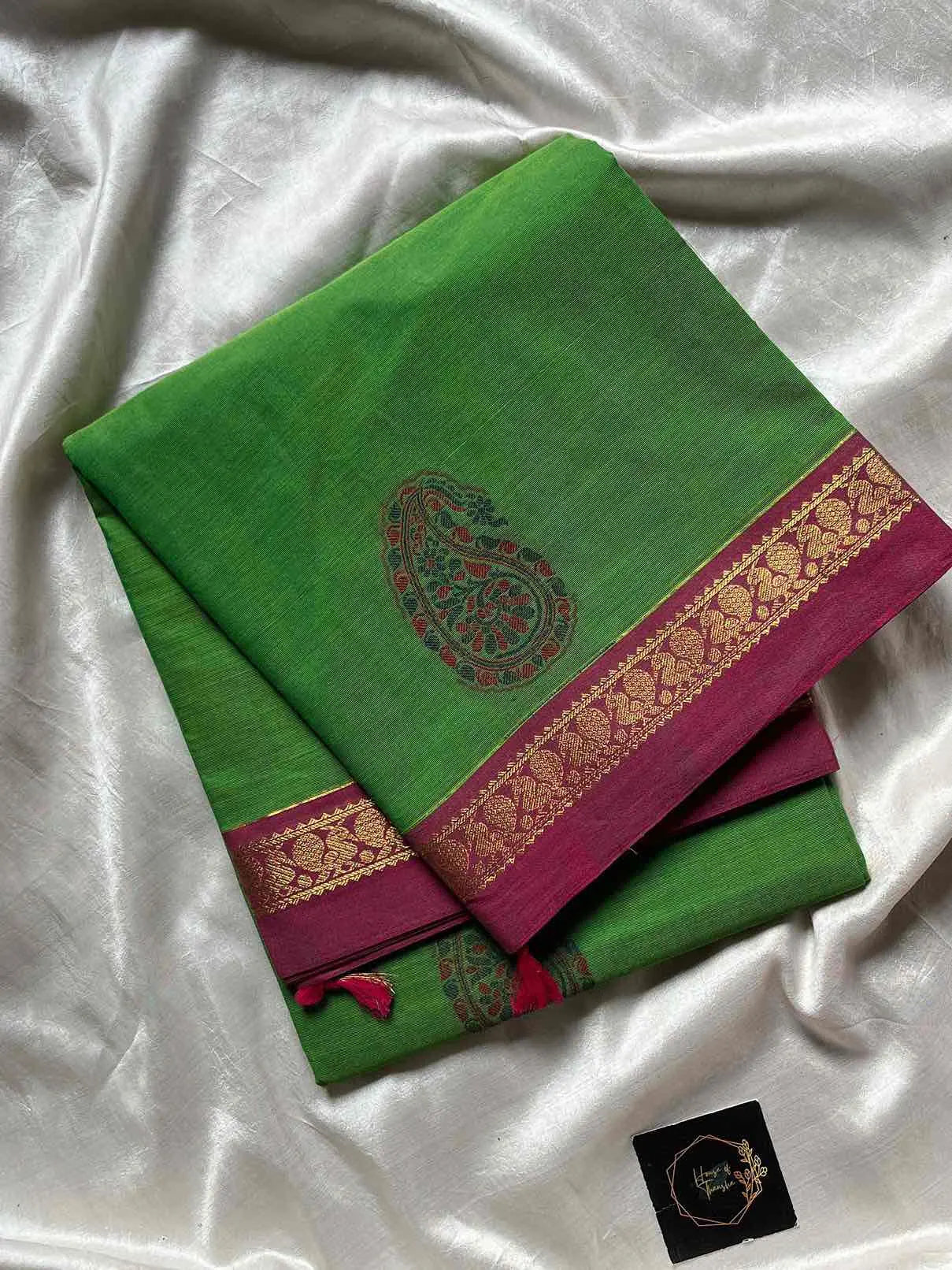 Green Kanchi Cotton Saree with small border and mango motif zari pallu – Zari & Thread Edit by House of Thansha
