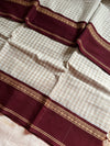Pastel white Korvai Kattam Chettinadu cotton saree with maroon border – House of Thansha
