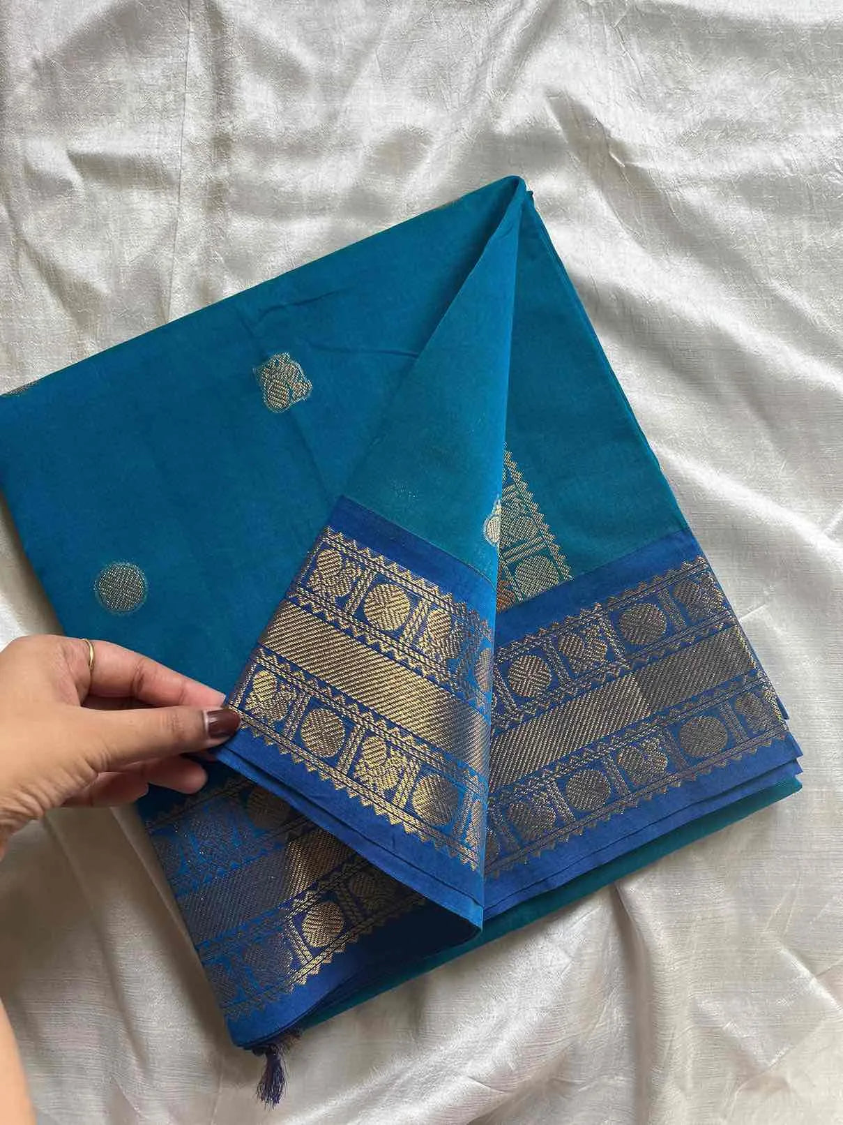 Soft mercerised Kanchi cotton saree with intricate zari border and motifs – House of Thansha