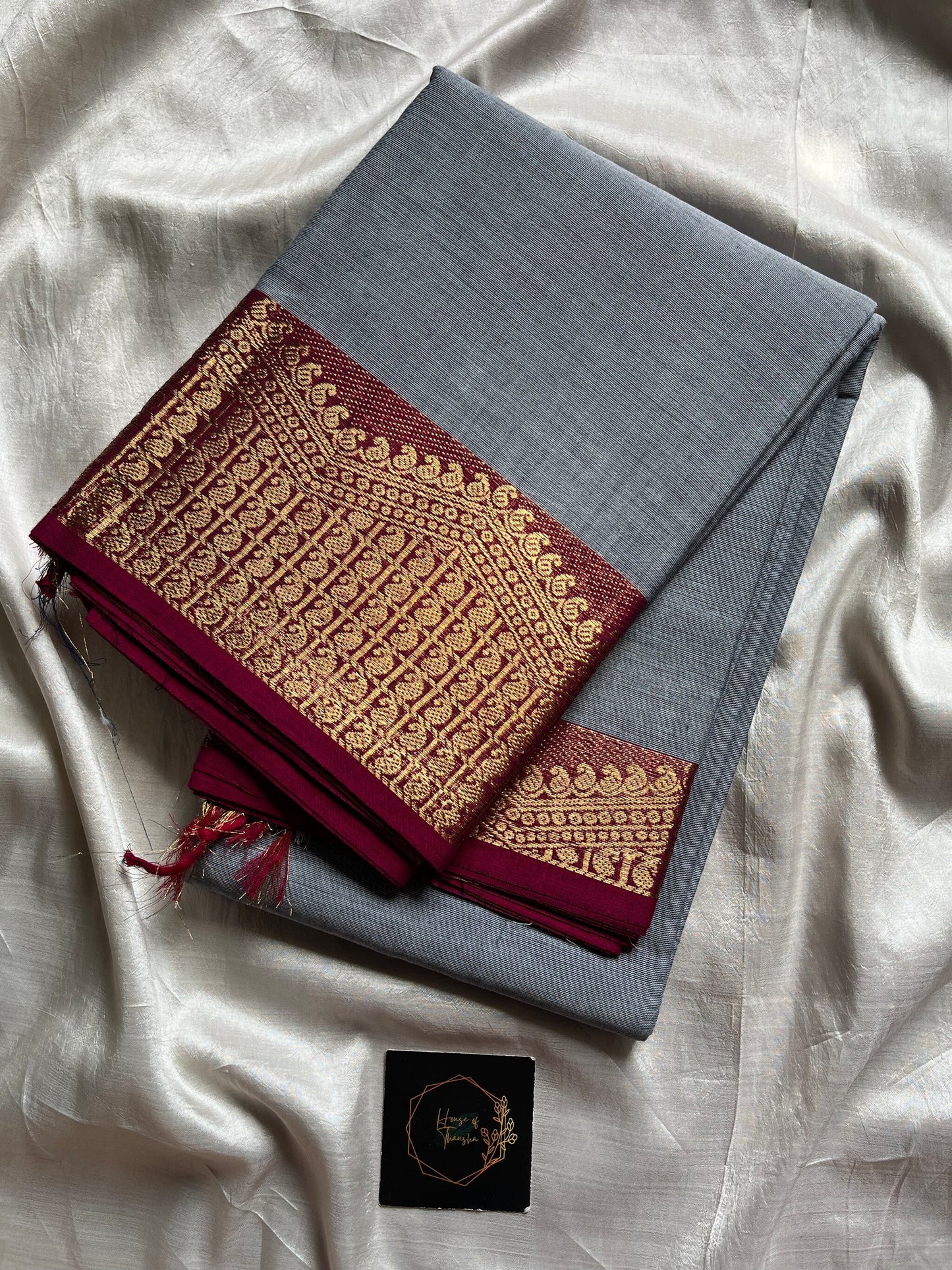 Grey Chettinadu cotton saree with subtle weave and pink border