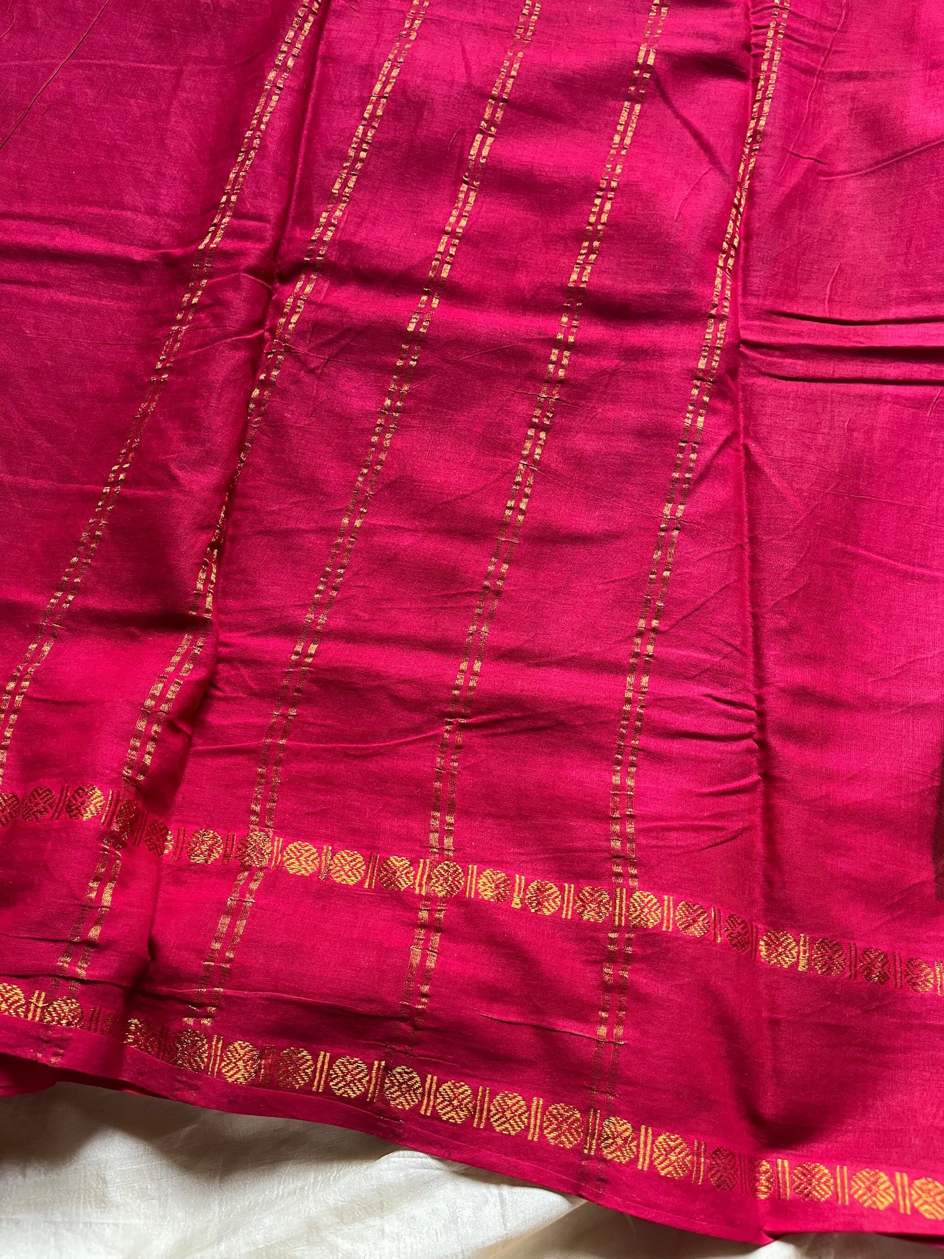 Green Atchu Kattu Sungudi cotton saree with pink border
