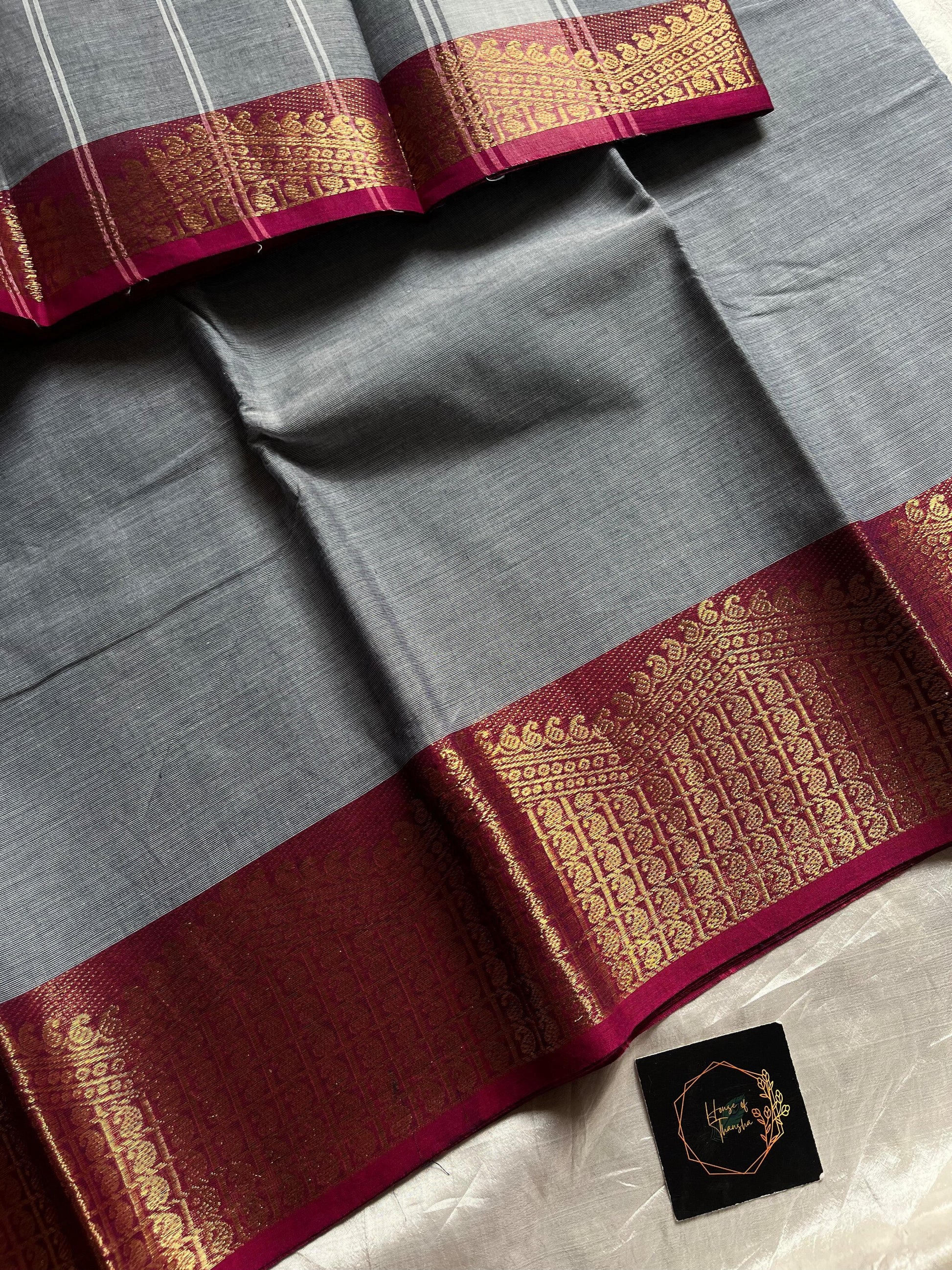 Grey Chettinadu cotton saree with subtle weave and pink border
