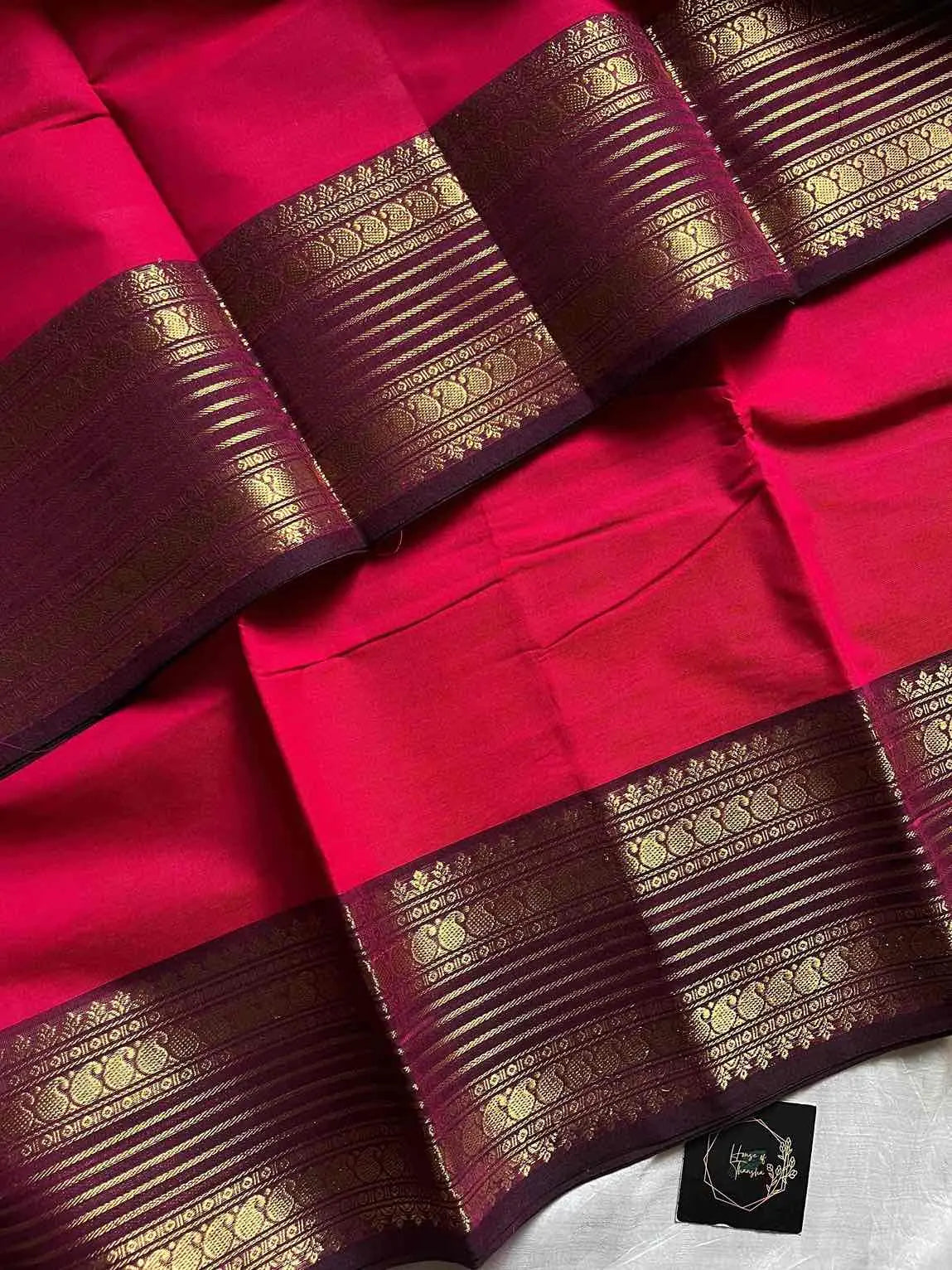 Handwoven Kanchi cotton saree with zari border – House of Thansha
