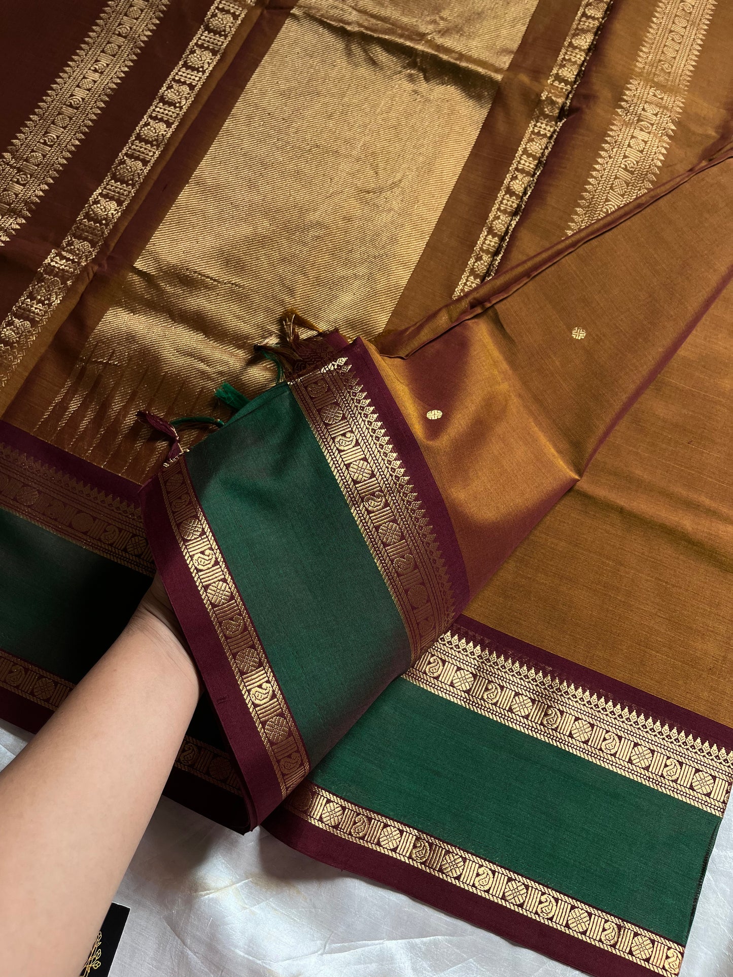 Honey brown 120 count mercerised Kanchi cotton saree with big zari border – House of Thansha