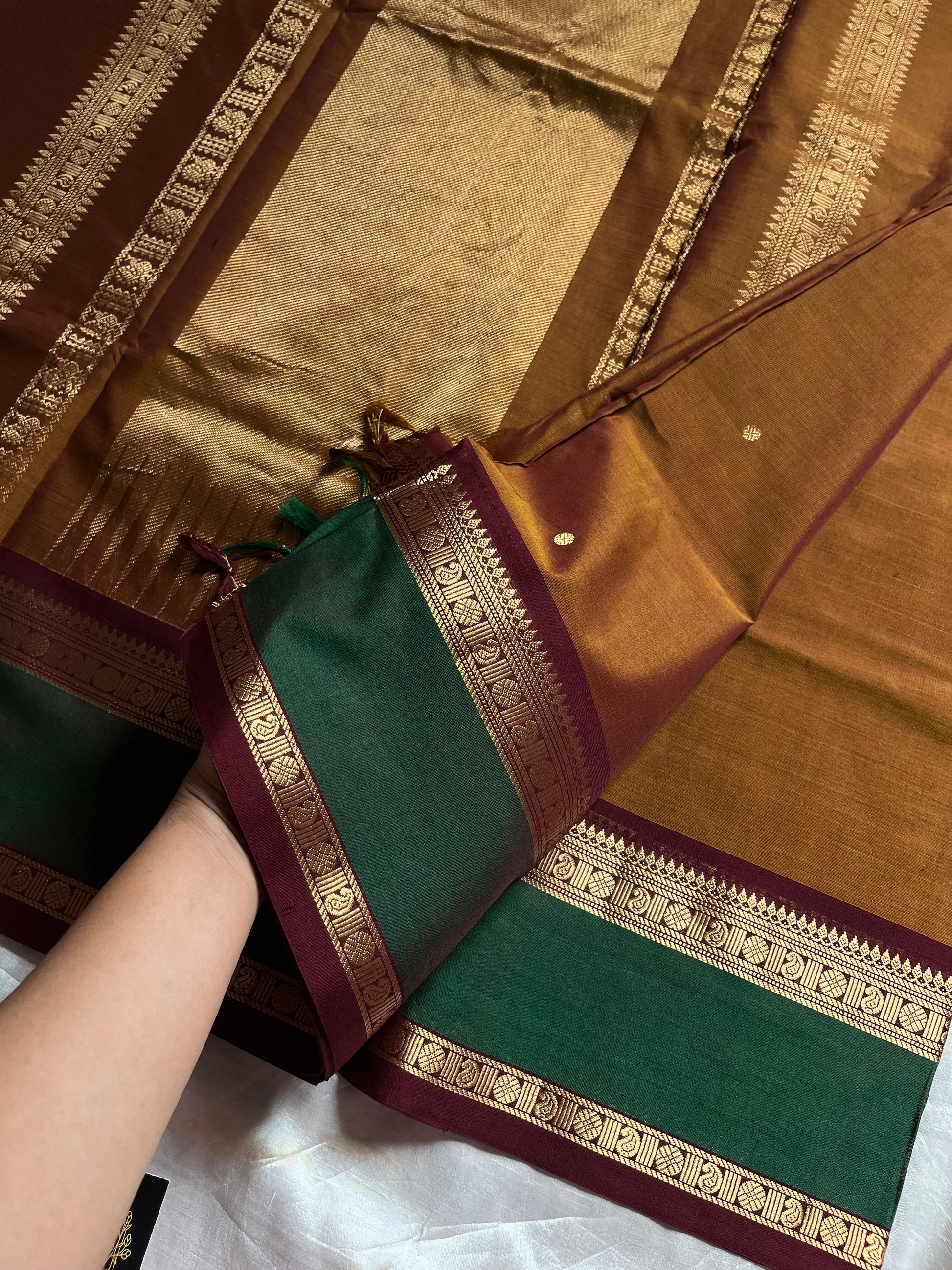 Honey brown 120 count mercerised Kanchi cotton saree with big zari border – House of Thansha
